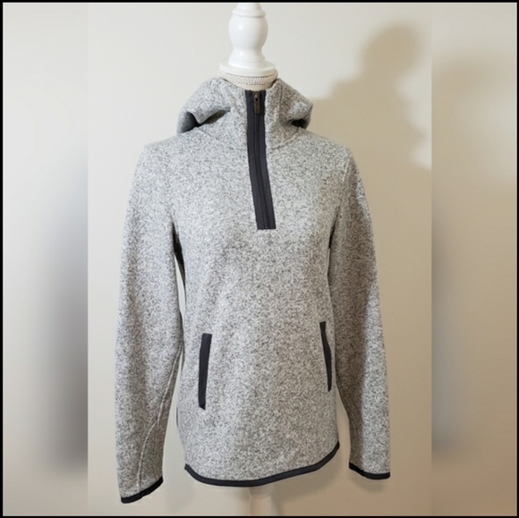 lululemon athletica Tops - Lululemon ladies hooded fleece pullover, 3/4 zip, Lululemon size 4
